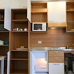 Ξενοδοχείο με διαμερίσματα Residenza Carracci Μπολόνια
