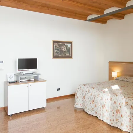 Residenza Carracci Ξενοδοχείο με διαμερίσματα