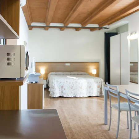 Ξενοδοχείο με διαμερίσματα Residenza Carracci