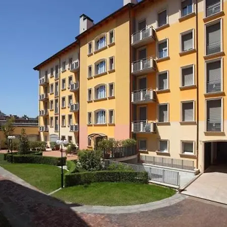 Residenza Carracci 公寓式酒店