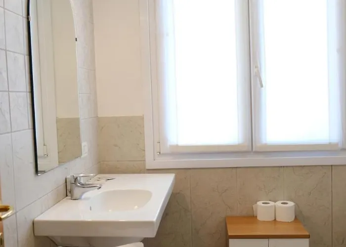 아파트호텔 Residenza Carracci 4*