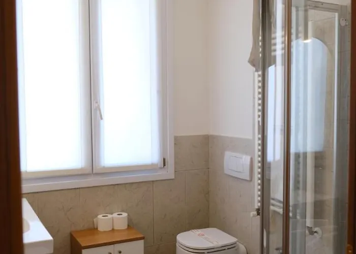 Residenza Carracci 4* בולוניה