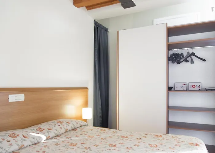 Residenza Carracci 4* בולוניה