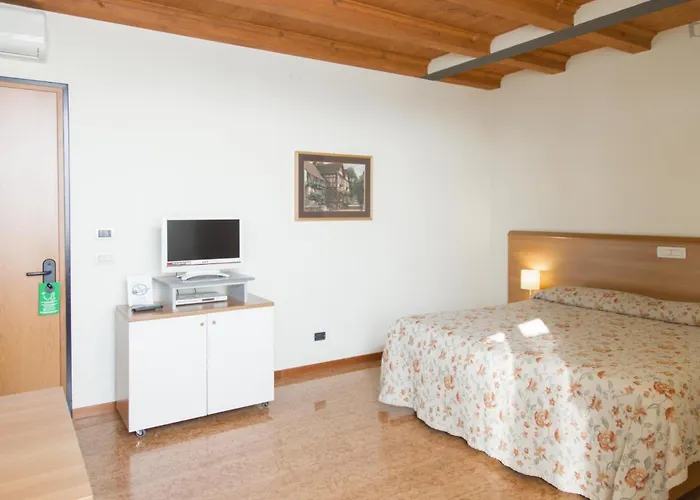 Residenza Carracci 아파트호텔