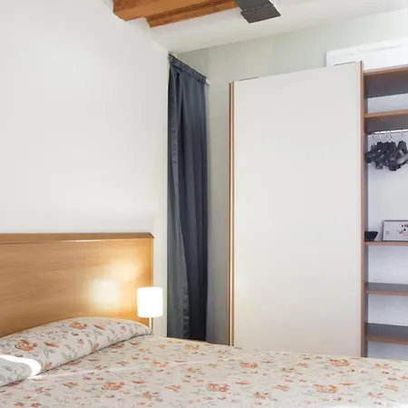 Residenza Carracci 4* בולוניה