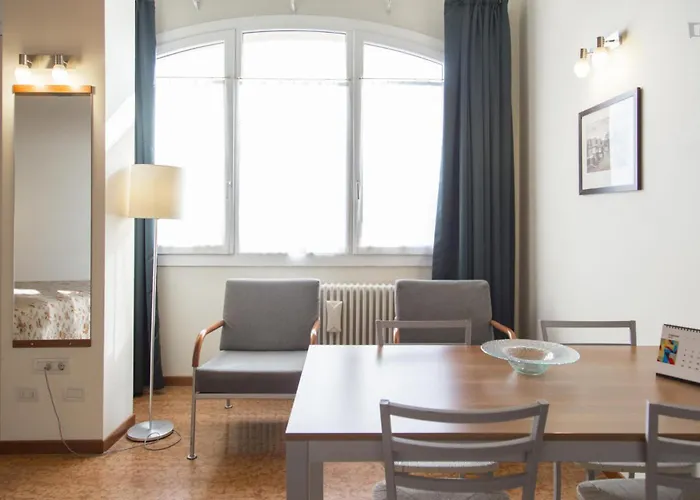 Apart Otel Residenza Carracci