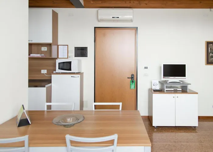 Residenza Carracci 4*