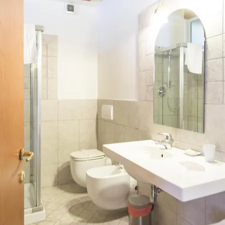 Residenza Carracci Lägenhetshotell 4*