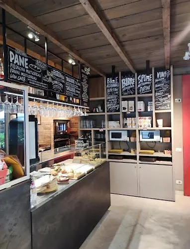 Residenza Carracci Aparthotel 4*